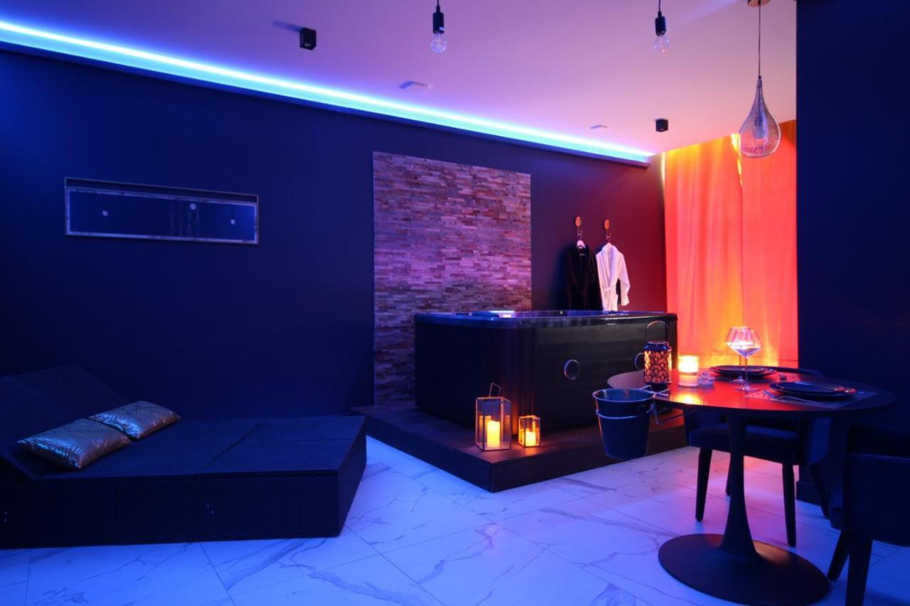 Suite Blue Jacuzzi Le Breuil  Экстерьер фото